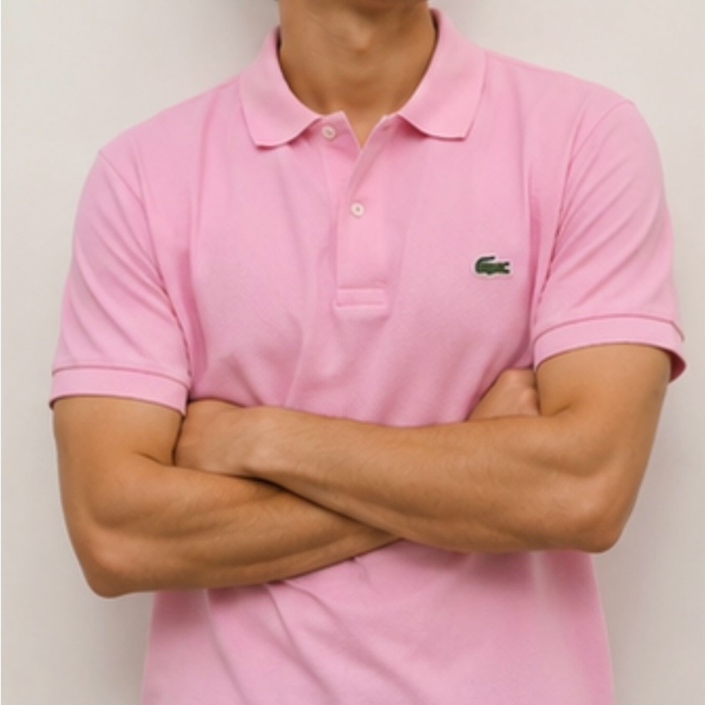 Lacoste Men's soft Pink Polo with Green Crocodile Emblem . Made in Perú SZ L
NWT